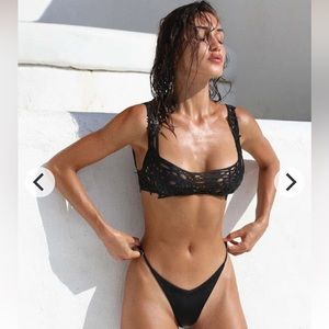 Thaikila Scribble Top - Swimsuit Top NWT - Size M